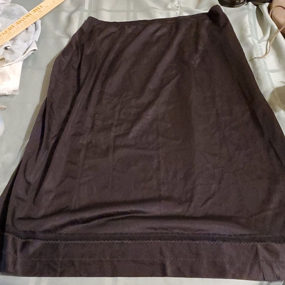 Vintage Lorraine Black Slip M